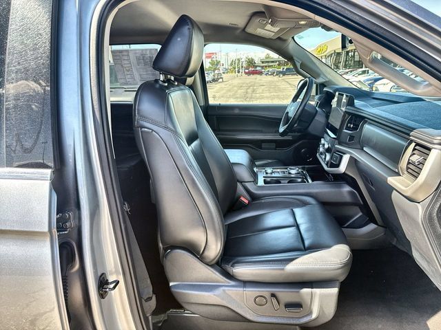 Used 2023 Ford Expedition Max XLT AWD/4WD image 25