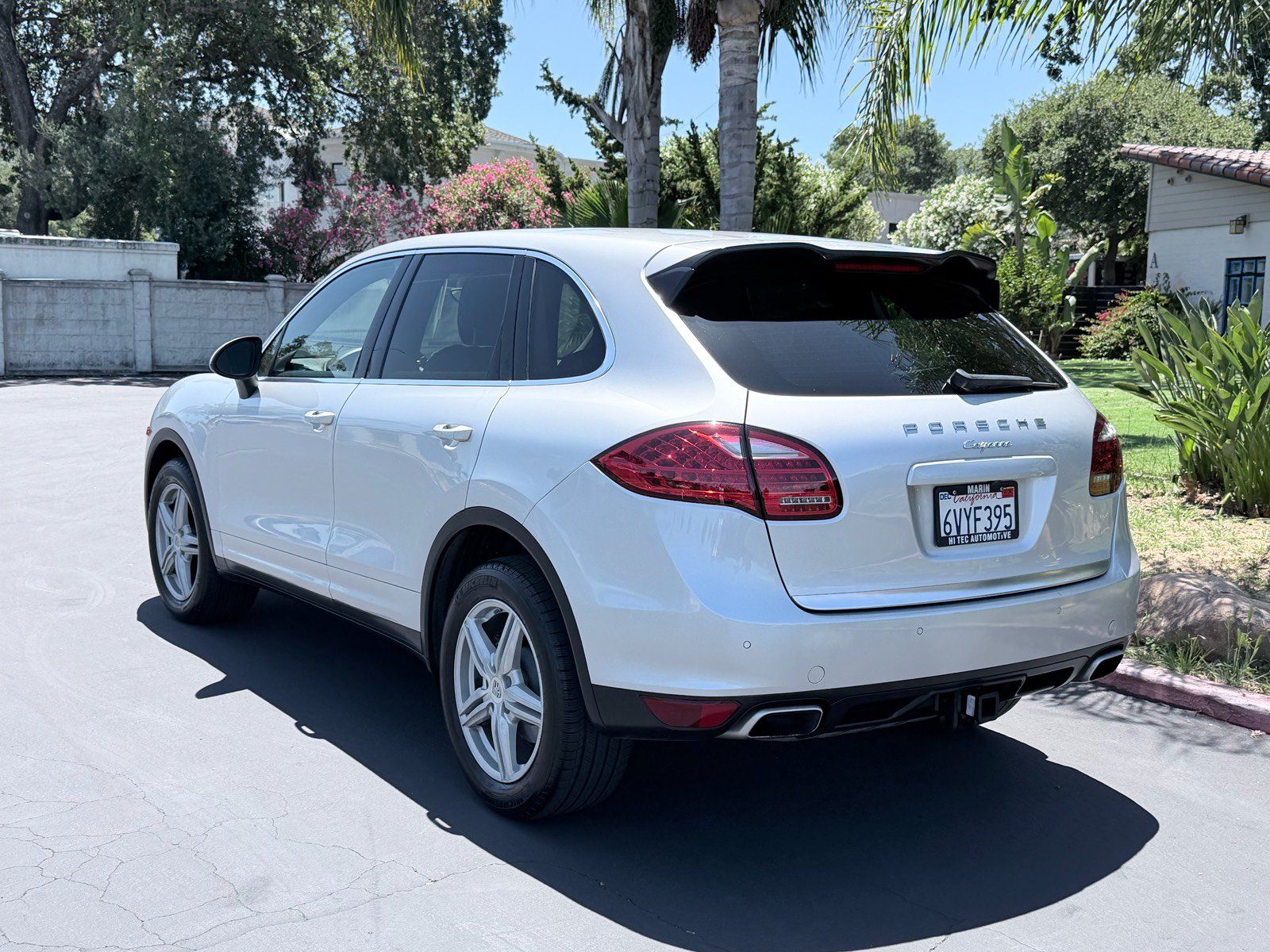 Used 2012 Porsche Cayenne AWD/4WD image 3