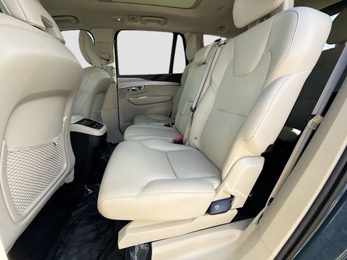 Used 2023 Volvo XC90 B5 Core w/ Protection Package Premier image 22