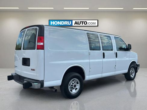 Used 2024 GMC Savana 2500 w/ Driver Convenience Package image 4