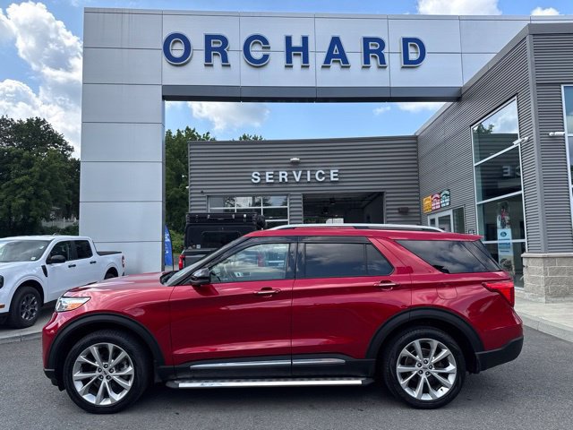Certified 2021 Ford Explorer Platinum w/ Equipment Group 601A AWD/4WD image 3