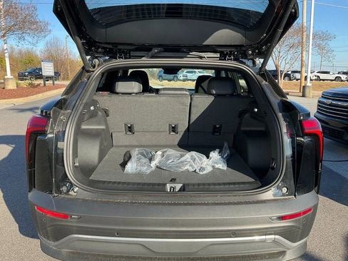 New 2025 Chevrolet Blazer EV LT image 13