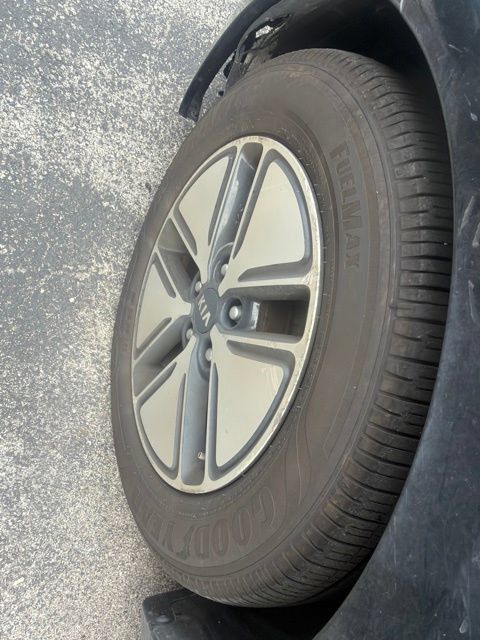 Used 2013 Kia Optima LX w/ Hybrid Convenience Pkg FWD image 7