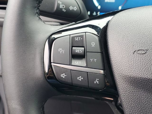 Used 2024 Ford Escape Platinum AWD/4WD image 18