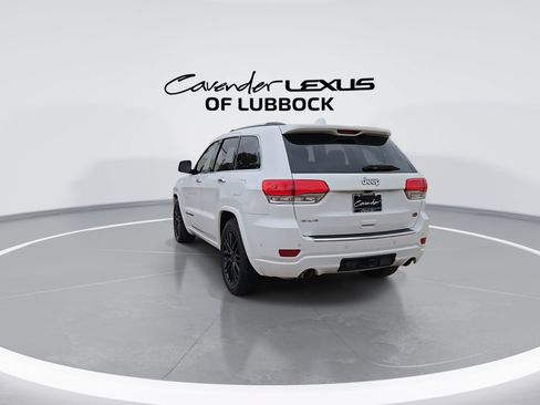 Used 2019 Jeep Grand Cherokee Overland AWD/4WD image 7