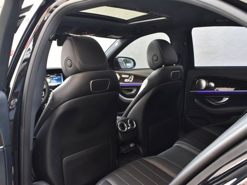 Used 2019 Mercedes-Benz E 300 image 22