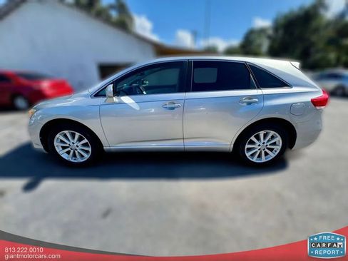 Used 2011 Toyota Venza AWD w/ Comfort Pkg image 8