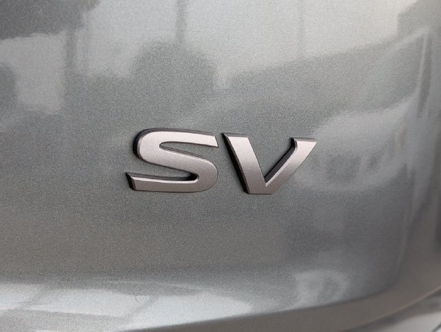 Used 2024 Nissan Rogue SV FWD image 9