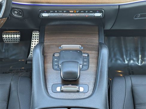 Used 2021 Mercedes-Benz GLS 580 4MATIC image 14