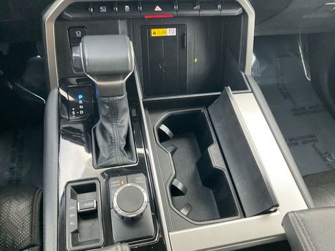 Used 2023 Toyota Sequoia Limited image 22