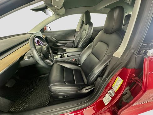 Used 2018 Tesla Model 3 Long Range RWD image 13