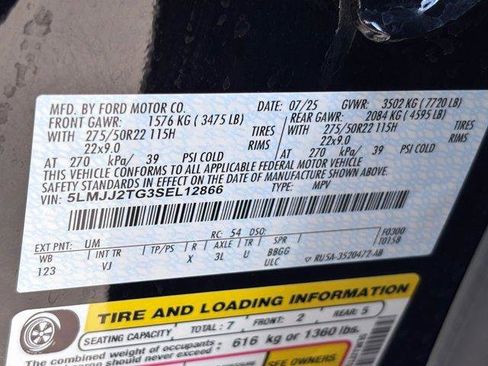 Used 2025 Lincoln Navigator Black Label AWD/4WD image 35