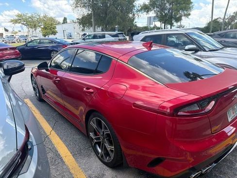 Used 2018 Kia Stinger GT2 AWD/4WD image 4