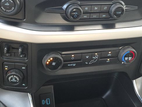 Used 2021 Ford F150 XLT w/ XTR Package AWD/4WD image 22