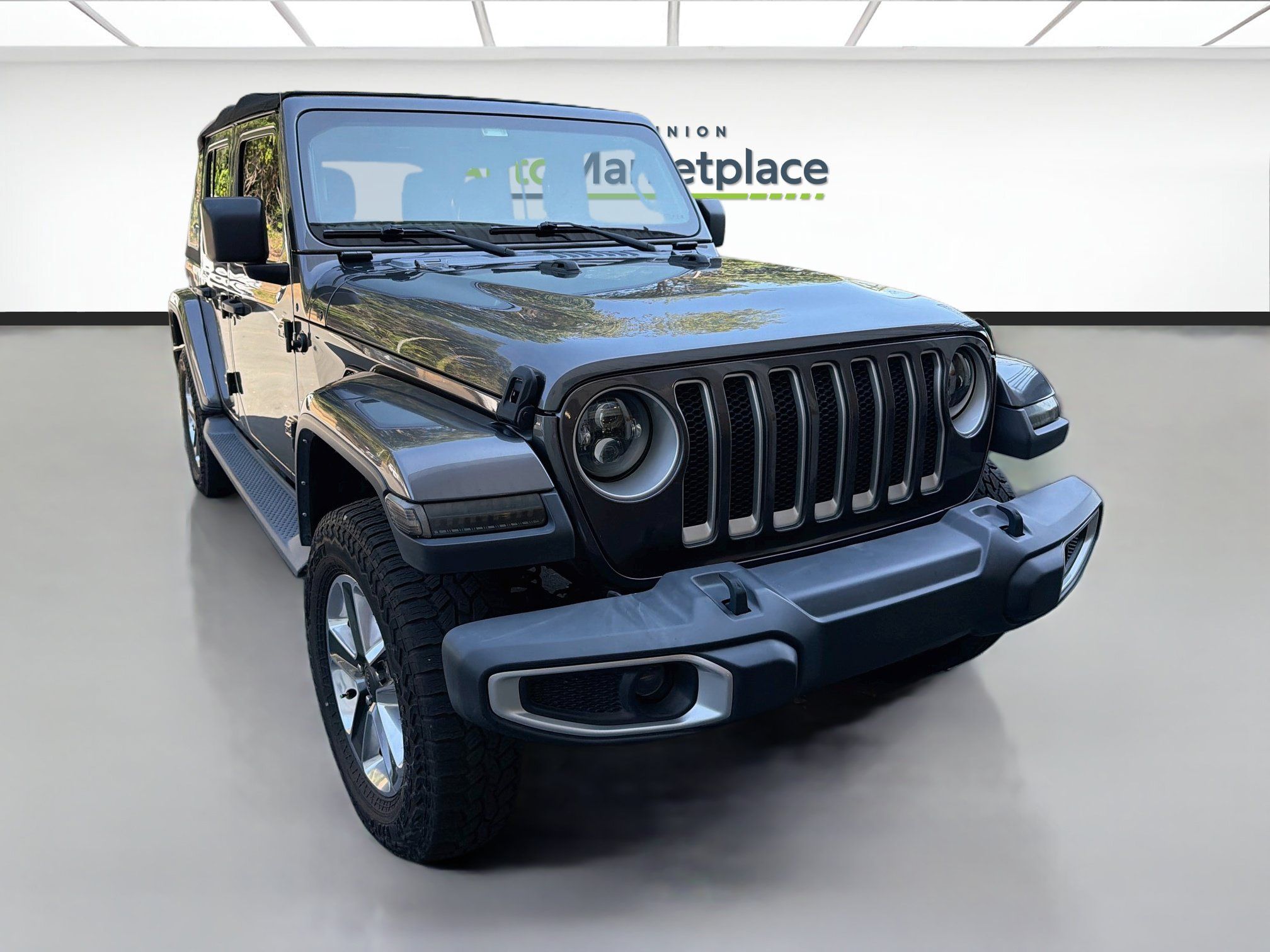 Used 2021 Jeep Wrangler Unlimited Sahara AWD/4WD image 1
