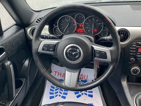 Used 2011 MAZDA MX-5 Miata Grand Touring w/ Premium Pkg image 10