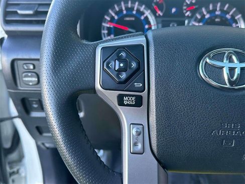 Used 2019 Toyota 4Runner 4WD image 23