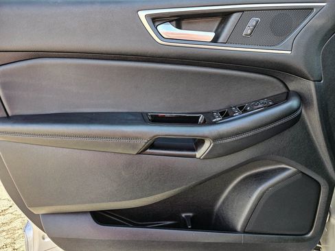 Used 2018 Ford Edge SEL w/ Equipment Group 201A image 13