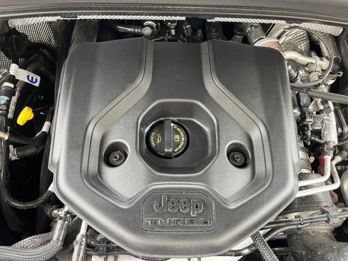 New 2025 Jeep Grand Cherokee Trailhawk AWD/4WD image 29