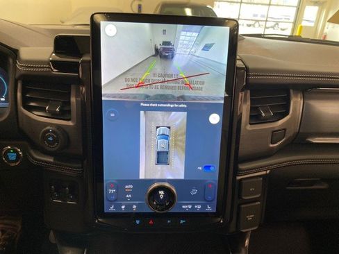 New 2023 Ford F150 Lightning Platinum image 39