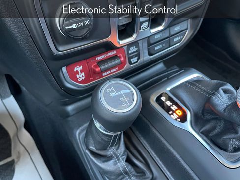 New 2025 Jeep Gladiator Rubicon w/ Convenience Group image 35