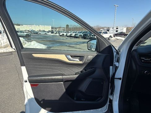 Used 2022 Ford Escape Titanium w/ Titanium Elite Package image 24