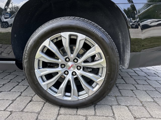 Used 2023 GMC Yukon XL Denali AWD/4WD image 11