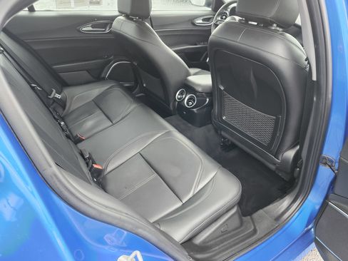 Used 2021 Alfa Romeo Giulia Sprint w/ Nero Edizione image 22