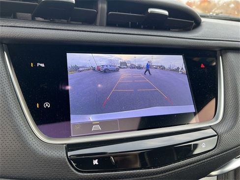 Certified 2025 Cadillac XT5 Premium Luxury image 23