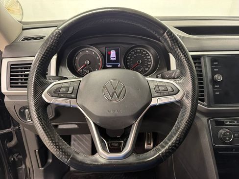 Used 2021 Volkswagen Atlas SE w/ Towing Package FWD image 18