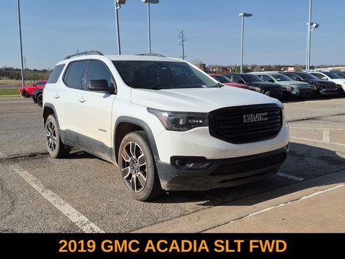 Used 2019 GMC Acadia SLT w/ Black Edition image 1
