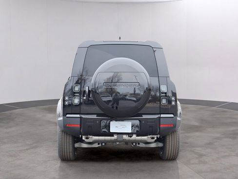 New 2026 Land Rover Defender 110 S image 6