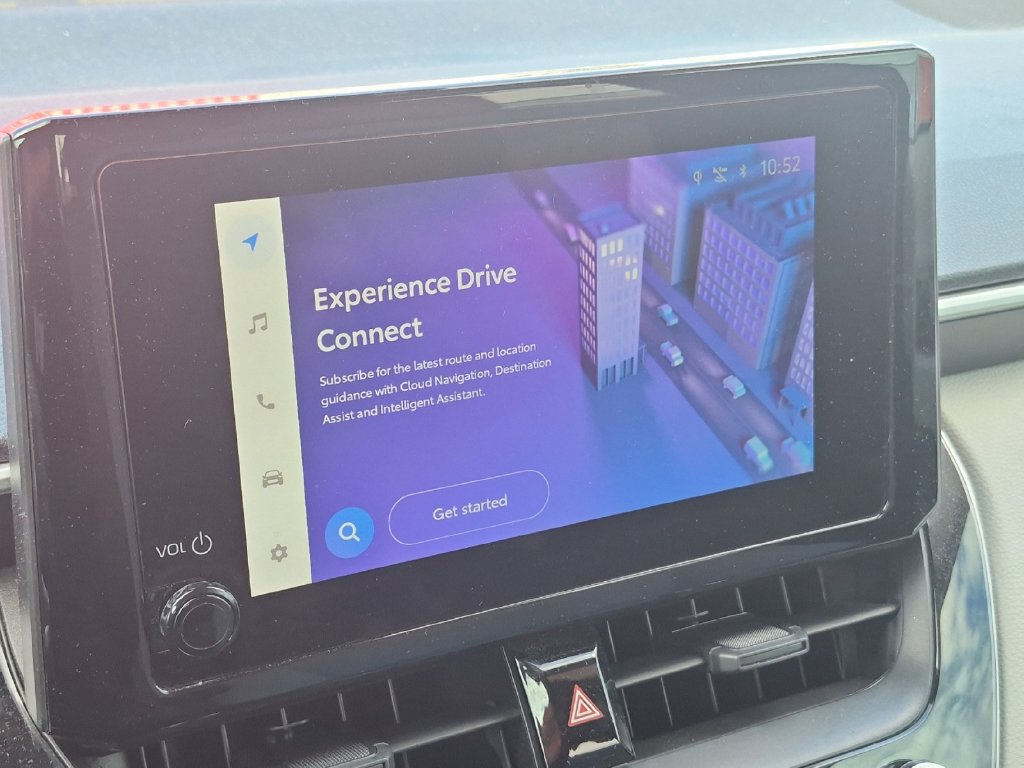 Certified 2025 Toyota Corolla Cross LE FWD image 18