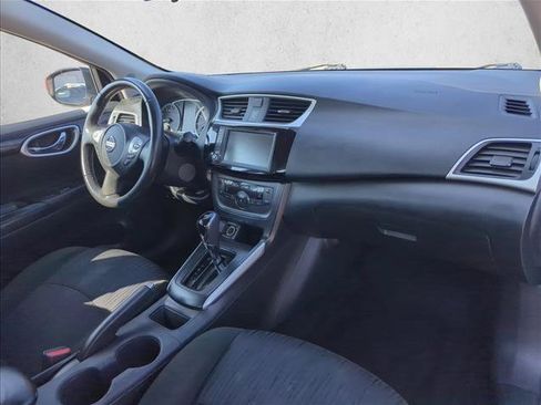 Used 2019 Nissan Sentra SV w/ Special Edition Package FWD image 13