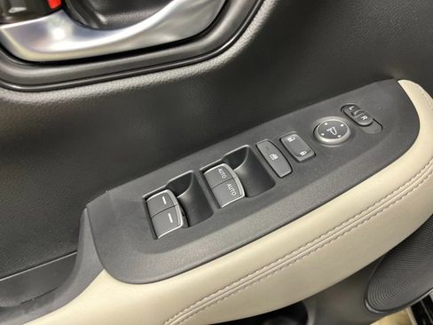 New 2027 Honda HR-V EX-L image 11