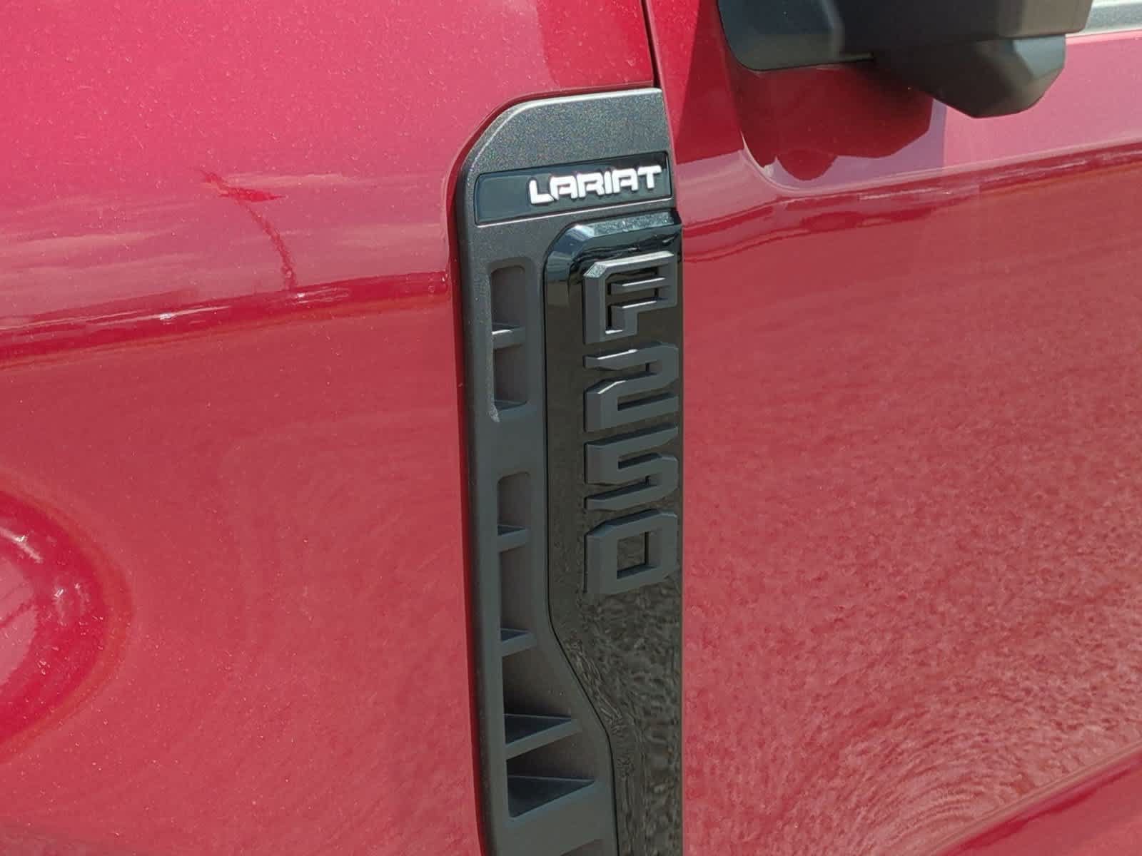 New 2025 Ford F250 Lariat w/ Lariat Ultimate Package AWD/4WD image 32