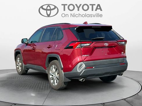 Used 2020 Toyota RAV4 XLE Premium w/ All Weather Liner Package AWD/4WD image 3