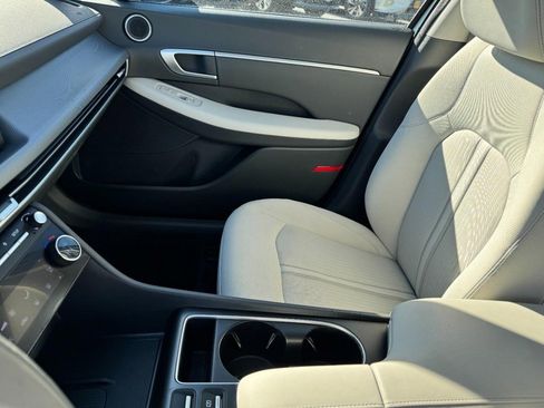 Certified 2024 Hyundai Sonata SEL w/ Convenience Package image 14