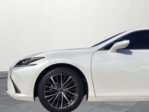Used 2023 Lexus ES 350 w/ Premium Package image 10