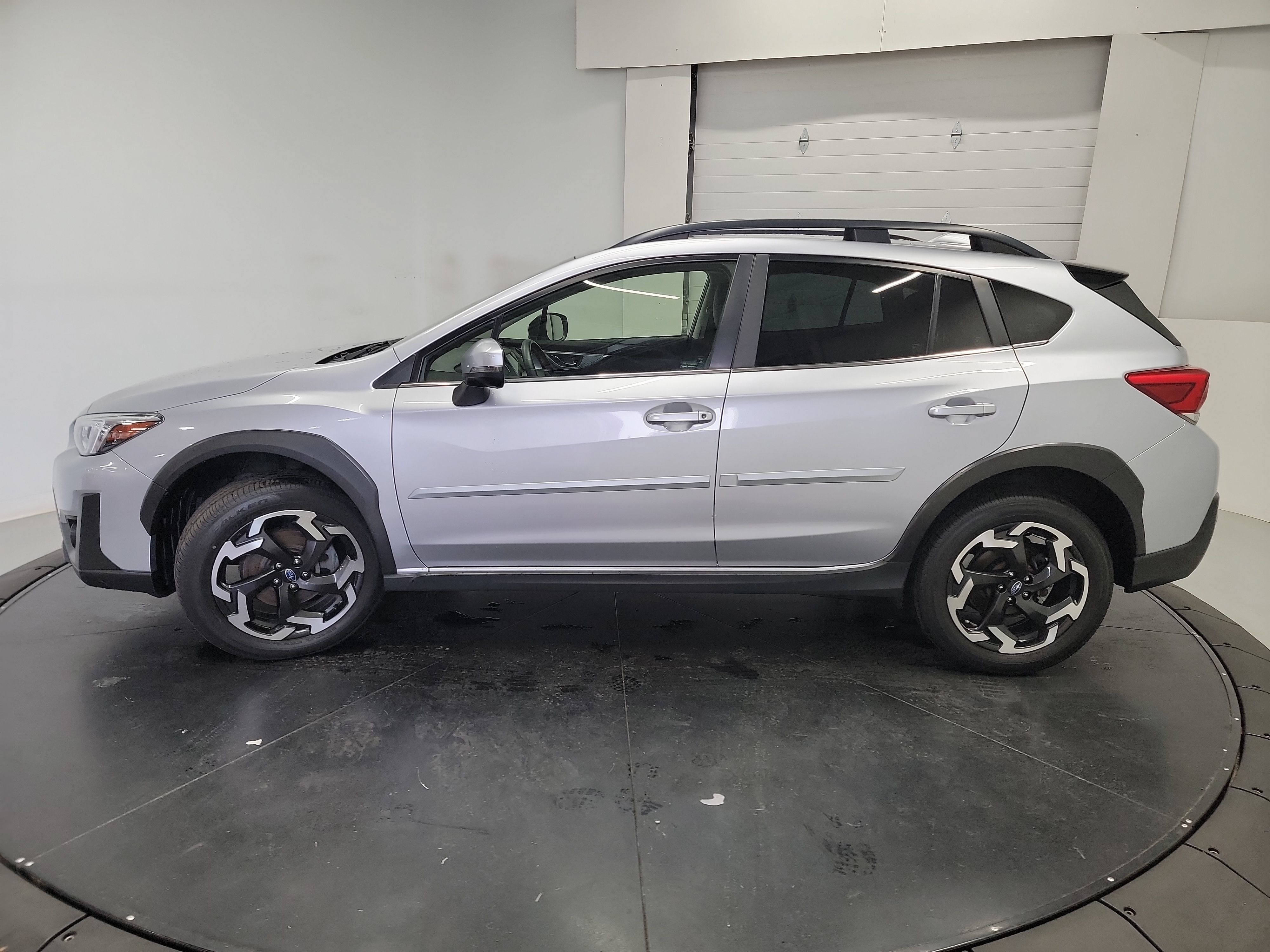 Used 2022 Subaru Crosstrek 2.5i Limited w/ Moonroof Package 1 AWD/4WD image 4