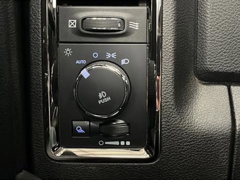 Used 2018 RAM 1500 Sport w/ Sport Premium Group AWD/4WD image 42
