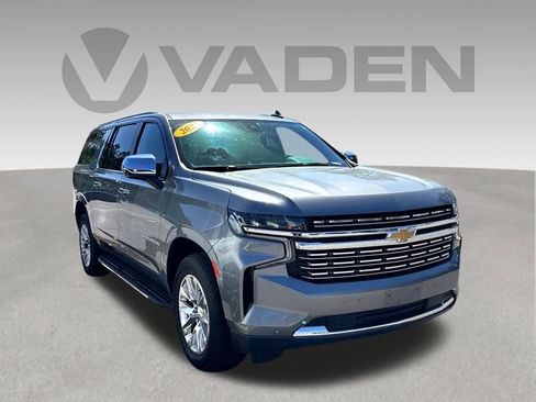 Used 2022 Chevrolet Suburban Premier AWD/4WD image 1