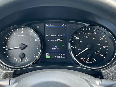 Used 2018 Nissan Rogue S AWD/4WD image 11