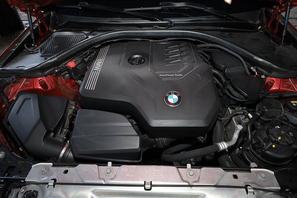 Used 2021 BMW 330i Sedan w/ M Sport Package RWD image 33