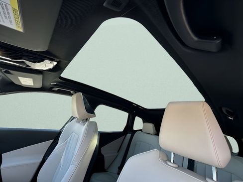 New 2026 BMW X3 xDrive30 w/ Convenience Package image 26