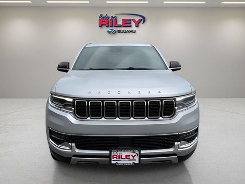 Used 2024 Jeep Wagoneer Series II AWD/4WD image 2