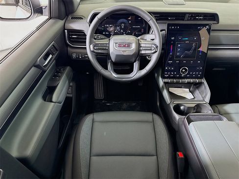 New 2026 GMC Terrain AT4 w/ Convenience Package III image 15