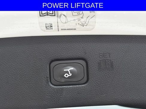 Used 2020 Ford Edge SEL w/ Convenience Package AWD/4WD image 9