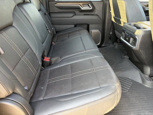 Used 2025 Chevrolet Silverado 2500 High Country w/ High Country Premium Package AWD/4WD image 14