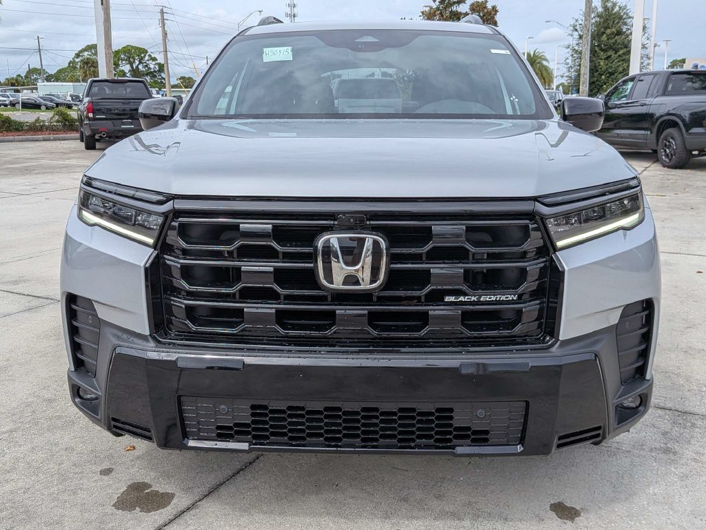 New 2026 Honda Pilot Black Edition image 8